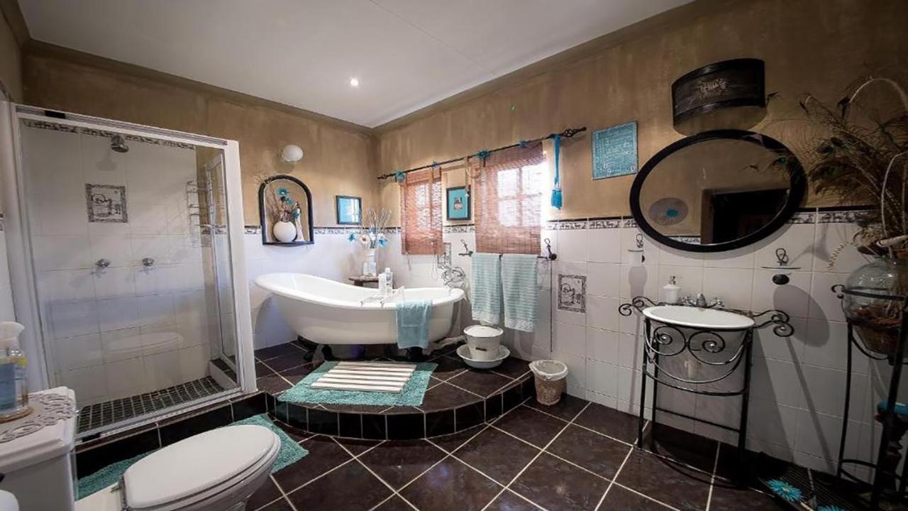 Tarentaalrand Guesthouse Upington Eksteriør billede