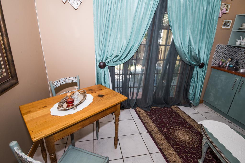 Tarentaalrand Guesthouse Upington Eksteriør billede